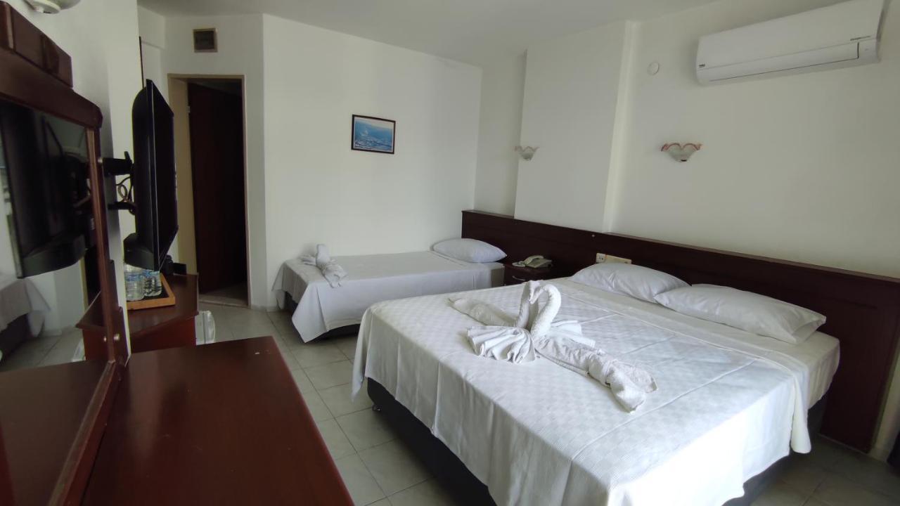 Yuvam Prime Beach Hotel 말마리스 외부 사진