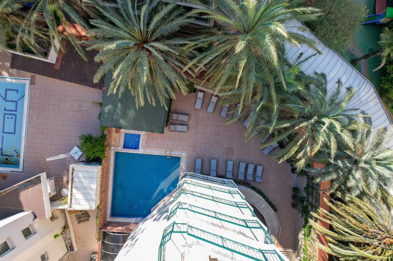 Yuvam Prime Beach Hotel 말마리스 외부 사진