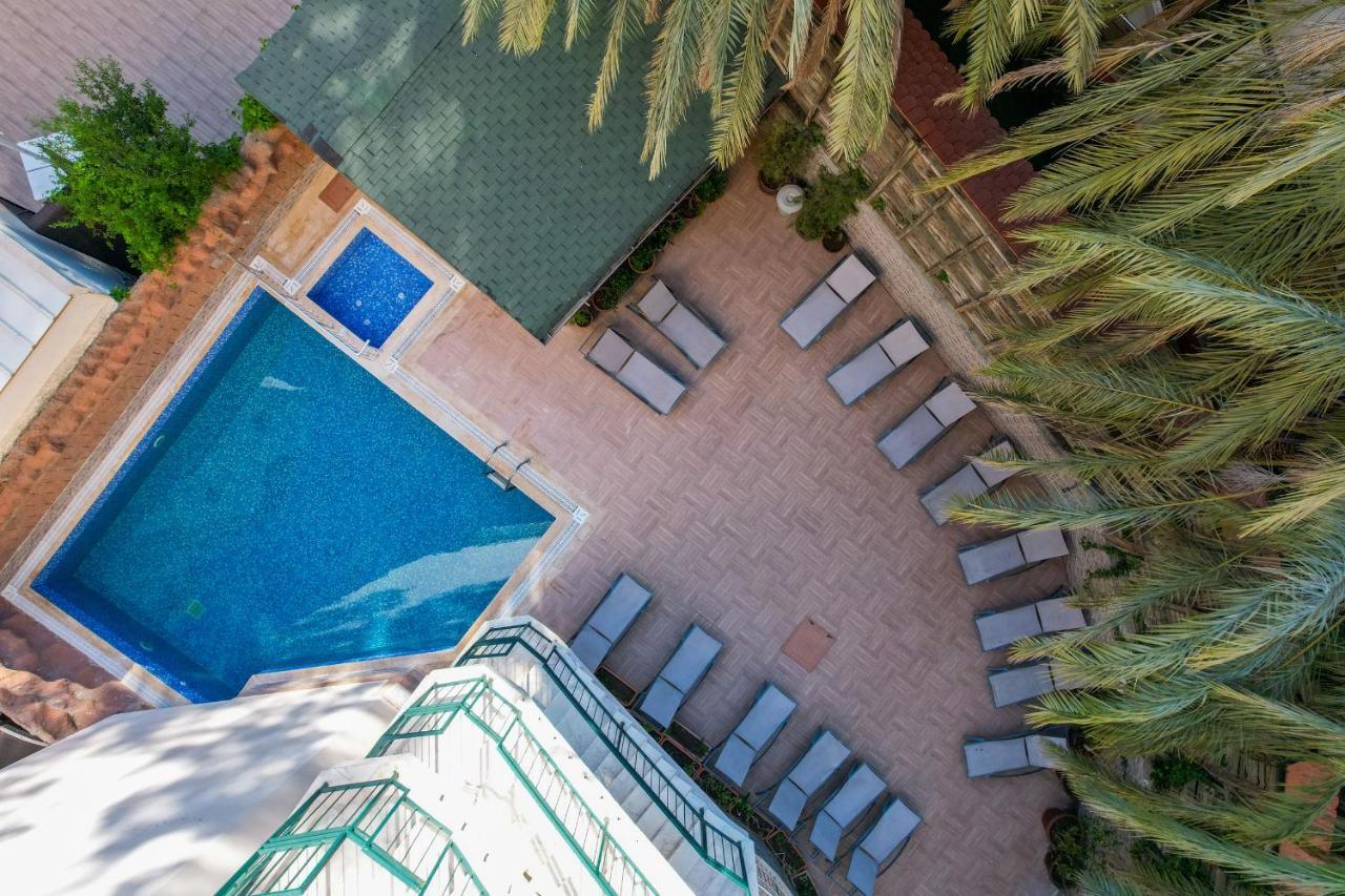Yuvam Prime Beach Hotel 말마리스 외부 사진