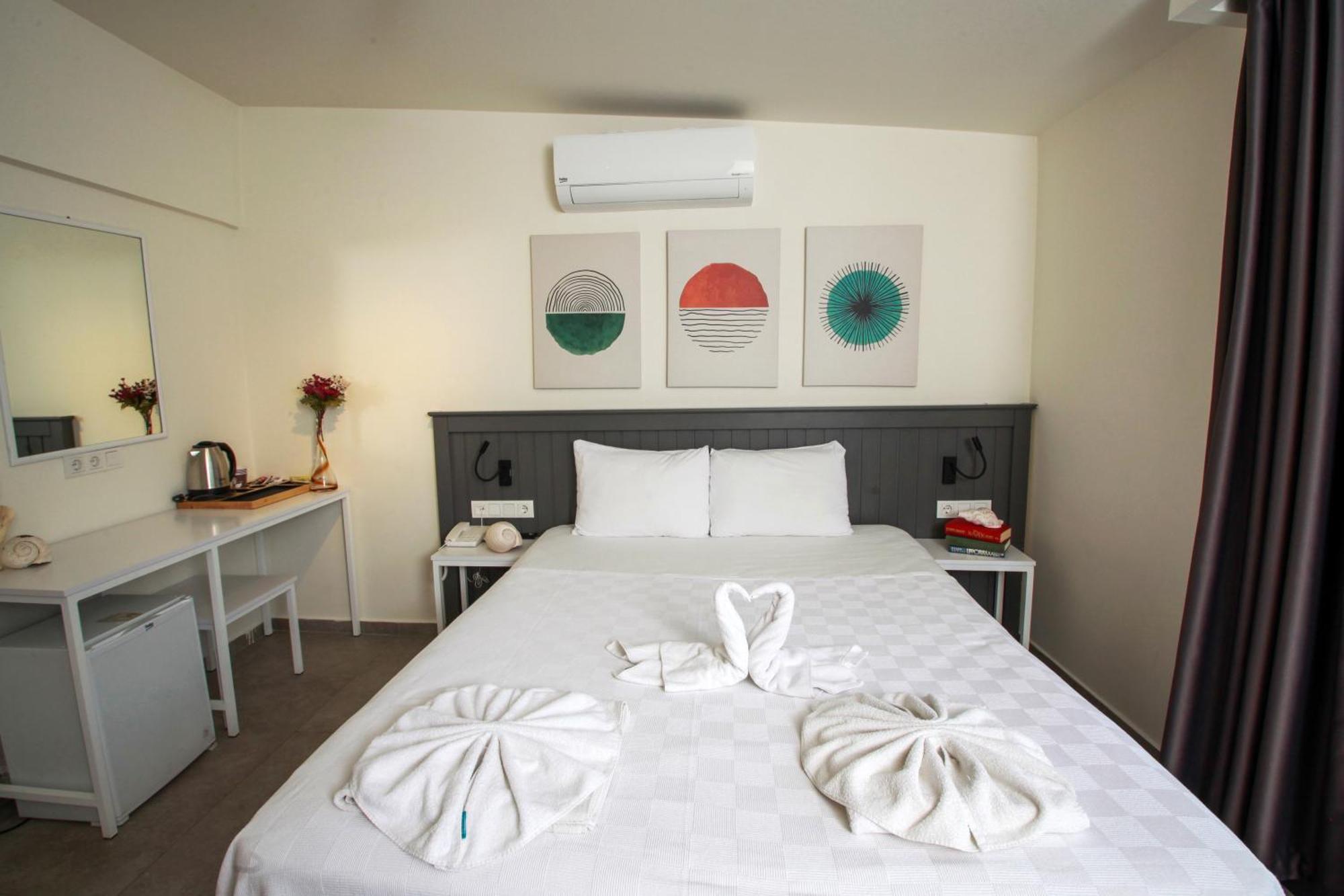 Yuvam Prime Beach Hotel 말마리스 외부 사진