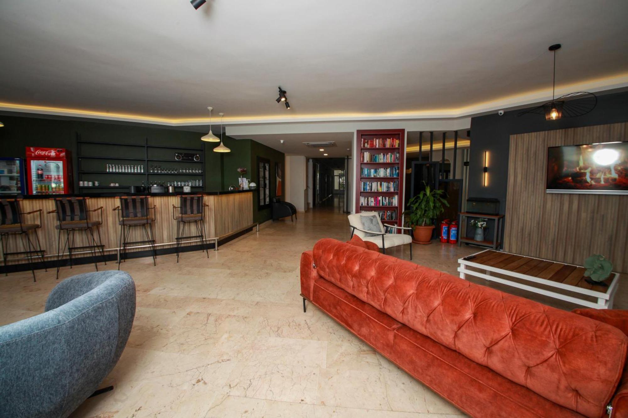 Yuvam Prime Beach Hotel 말마리스 외부 사진