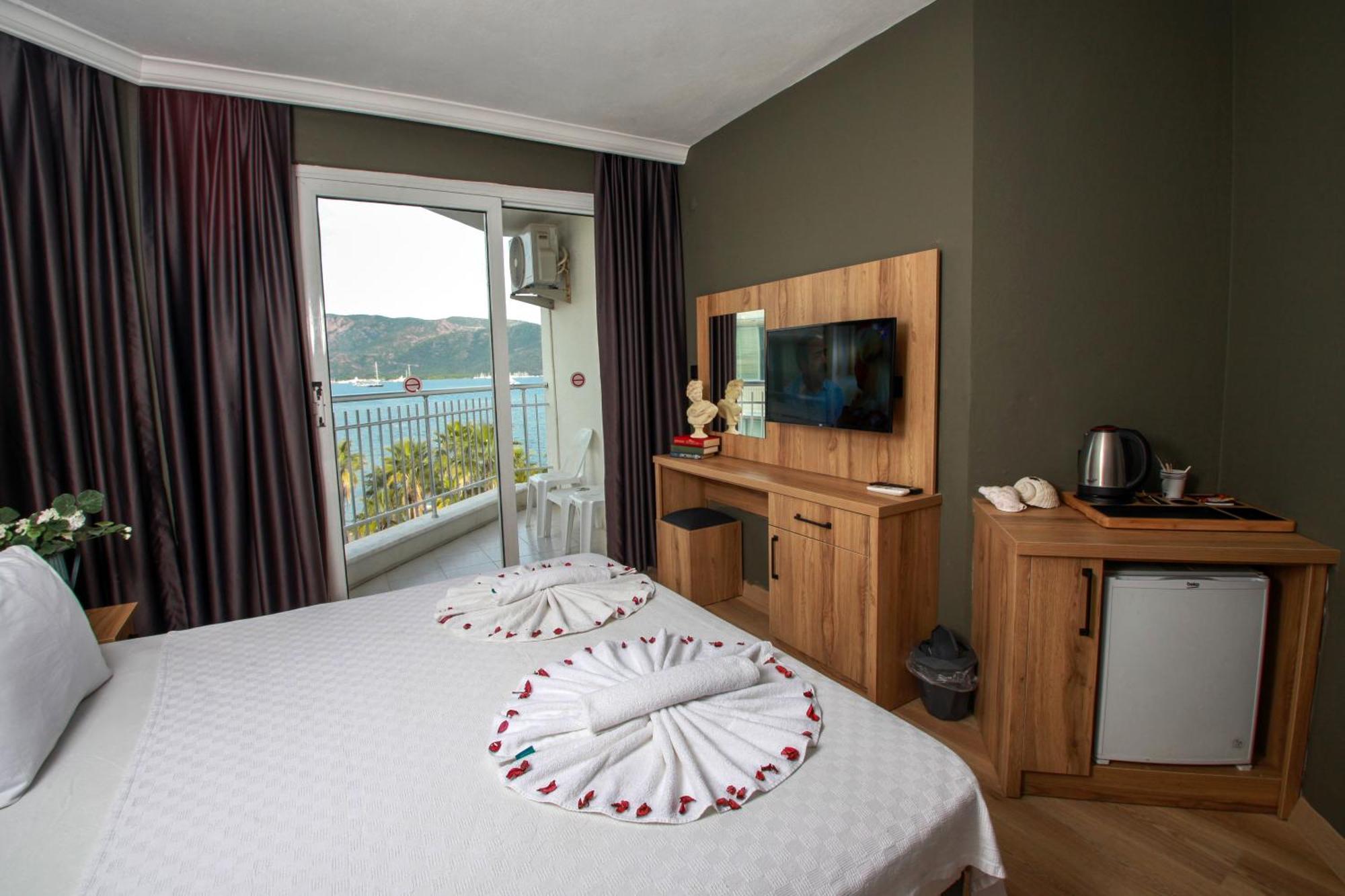 Yuvam Prime Beach Hotel 말마리스 외부 사진