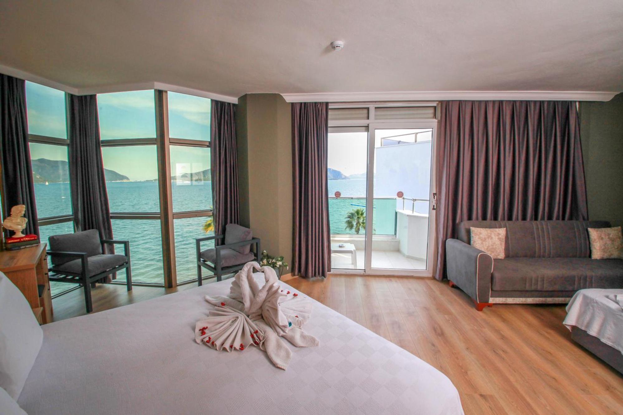 Yuvam Prime Beach Hotel 말마리스 외부 사진