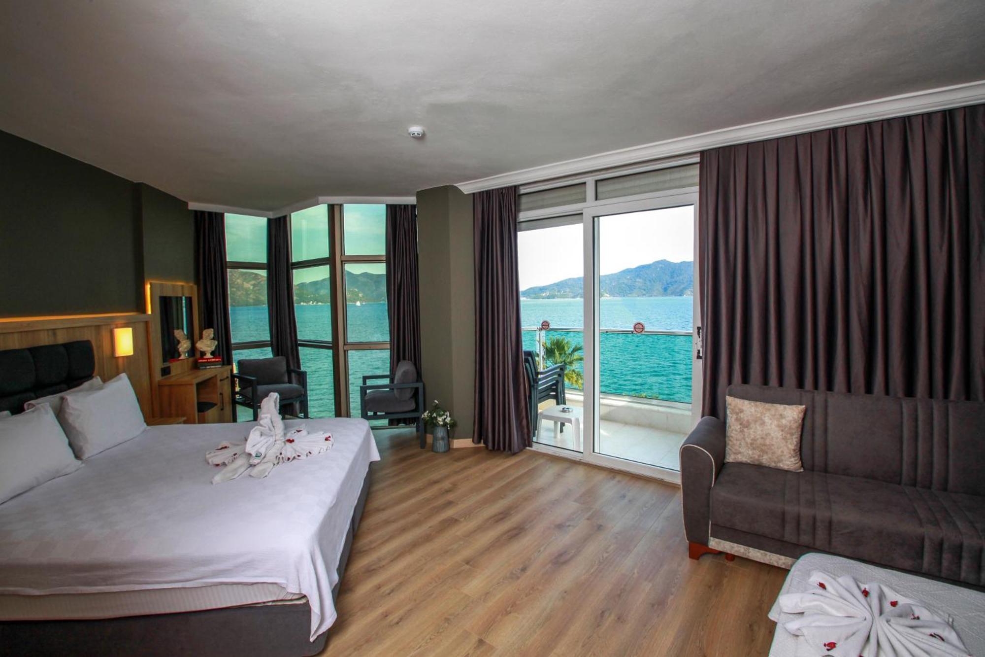 Yuvam Prime Beach Hotel 말마리스 외부 사진
